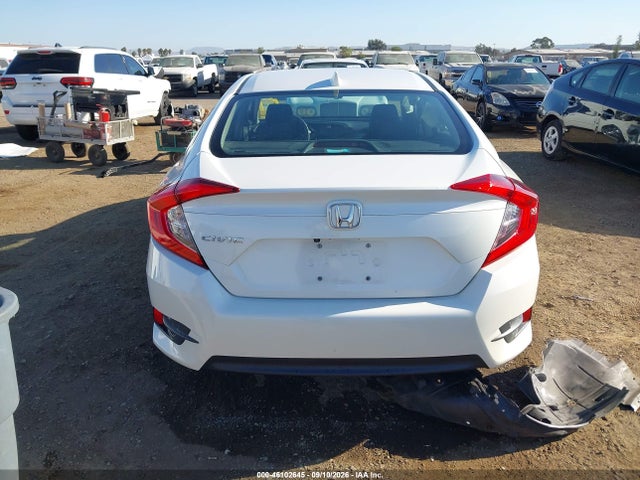 Honda CIVIC EX 2018 2HGFC2F76JH542915 Image 16