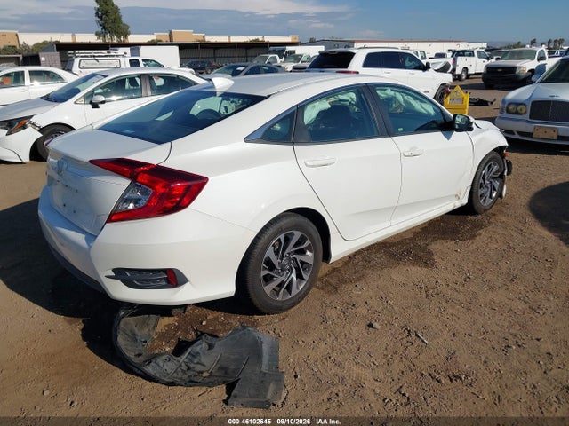 Honda CIVIC EX 2018 2HGFC2F76JH542915 Image 4