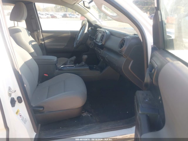 46102678 :رقم المزاد ، 5TFSX5ENXHX056813 vin ، 2017 Toyota Tacoma Sr مزاد بيع