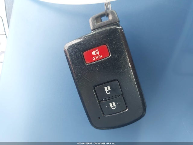 Продаж на аукціоні авто 2017 Toyota Prius V Three, vin: JTDZN3EU7HJ062443, номер лоту: 46102696