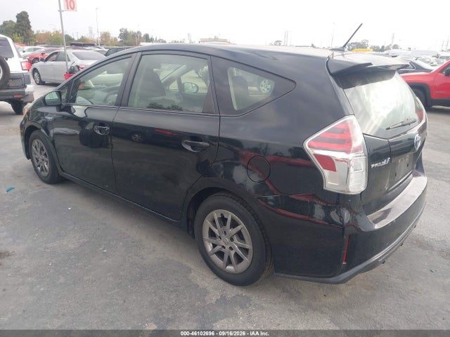 Продаж на аукціоні авто 2017 Toyota Prius V Three, vin: JTDZN3EU7HJ062443, номер лоту: 46102696