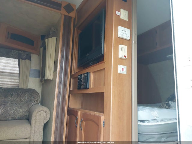 Продажа на аукционе авто 2010 Keystone Hornet, vin: 4YDT31R20A7203135, номер лота: 46102739
