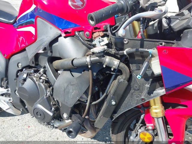 2021 Honda Cbr600 Rr მანქანა იყიდება აუქციონზე, vin: JH2PC40H6MK700075, აუქციონის ნომერი: 46102743