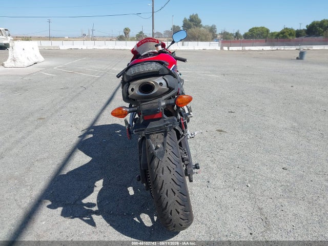 2021 Honda Cbr600 Rr მანქანა იყიდება აუქციონზე, vin: JH2PC40H6MK700075, აუქციონის ნომერი: 46102743