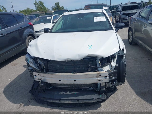 46102750 :رقم المزاد ، 4T1G11AK6LU302418 vin ، 2020 Toyota Camry Se Nightshade Edition مزاد بيع
