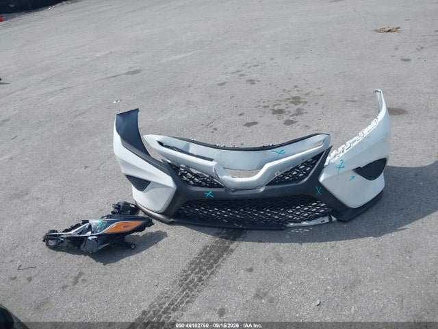 46102750 :رقم المزاد ، 4T1G11AK6LU302418 vin ، 2020 Toyota Camry Se Nightshade Edition مزاد بيع