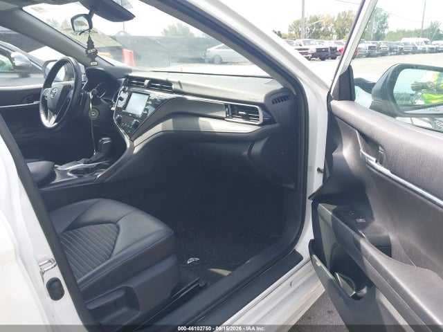 46102750 :رقم المزاد ، 4T1G11AK6LU302418 vin ، 2020 Toyota Camry Se Nightshade Edition مزاد بيع