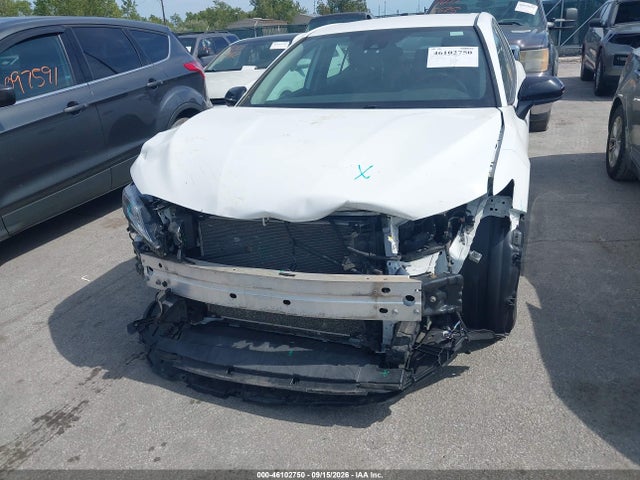 46102750 :رقم المزاد ، 4T1G11AK6LU302418 vin ، 2020 Toyota Camry Se Nightshade Edition مزاد بيع