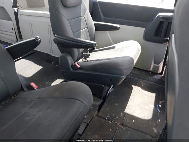 Продажа на аукционе авто 2010 Dodge Grand Caravan Se, vin: 2D4RN4DE0AR138931, номер лота: 46102785