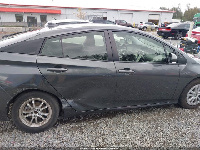 2016 Toyota Prius Two მანქანა იყიდება აუქციონზე, vin: JTDKBRFU2G3022141, აუქციონის ნომერი: 46102832