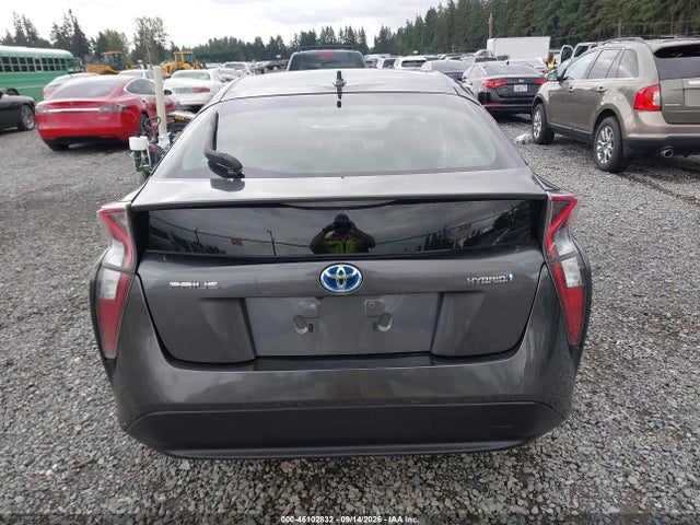 2016 Toyota Prius Two მანქანა იყიდება აუქციონზე, vin: JTDKBRFU2G3022141, აუქციონის ნომერი: 46102832