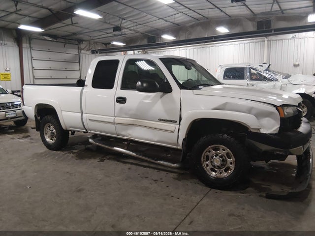 46102857 :رقم المزاد ، 1GCHC29UX4E145888 vin ، 2004 Chevrolet Silverado 2500hd Ls مزاد بيع