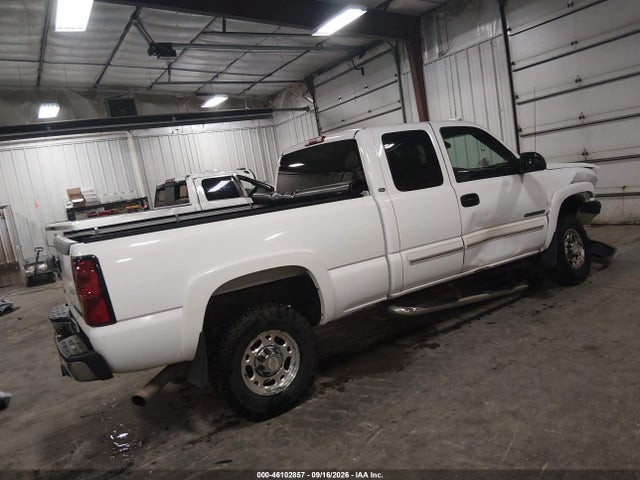 46102857 :رقم المزاد ، 1GCHC29UX4E145888 vin ، 2004 Chevrolet Silverado 2500hd Ls مزاد بيع