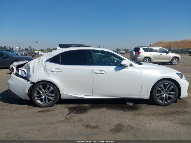 46102862 :رقم المزاد ، JTHBA1D2XK5087000 vin ، 2019 Lexus Is 300 مزاد بيع