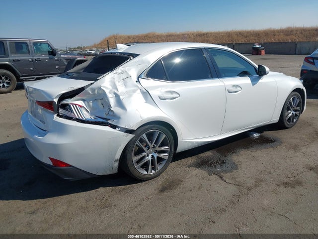 46102862 :رقم المزاد ، JTHBA1D2XK5087000 vin ، 2019 Lexus Is 300 مزاد بيع