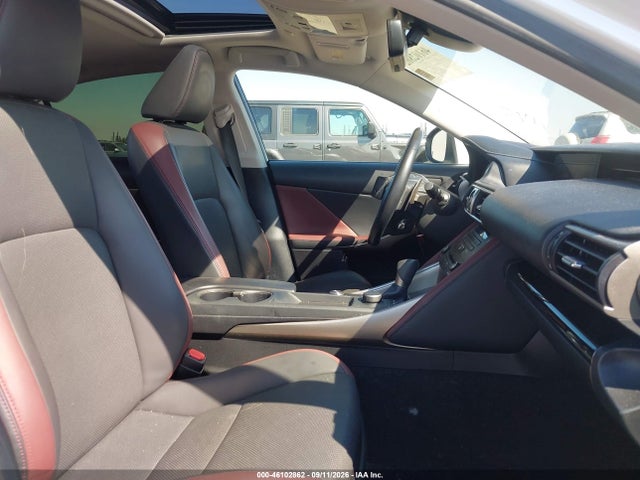 46102862 :رقم المزاد ، JTHBA1D2XK5087000 vin ، 2019 Lexus Is 300 مزاد بيع