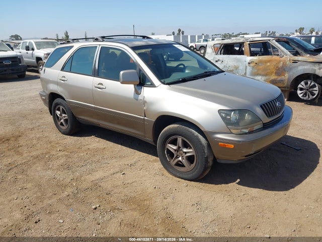 46102871 :رقم المزاد ، JT6HF10UXY0107635 vin ، 2000 Lexus Rx 300 مزاد بيع