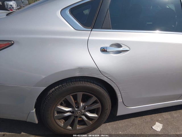 2015 Nissan Altima 2.5 S მანქანა იყიდება აუქციონზე, vin: 1N4AL3AP5FC487167, აუქციონის ნომერი: 46102888