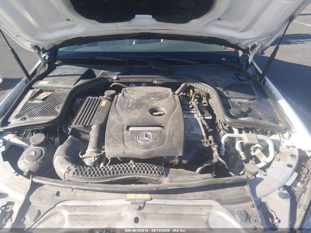 46102916 :رقم المزاد ، 55SWF4JB7FU048474 vin ، 2015 Mercedes-benz C 300 مزاد بيع