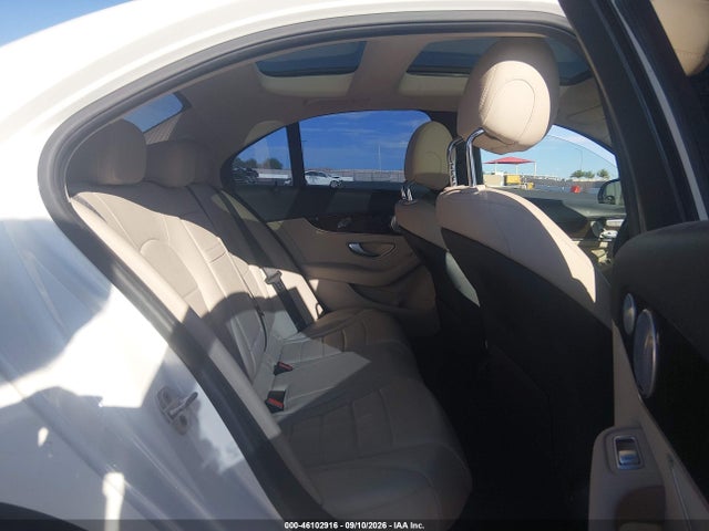 46102916 :رقم المزاد ، 55SWF4JB7FU048474 vin ، 2015 Mercedes-benz C 300 مزاد بيع