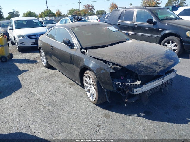 Продажа на аукционе авто 2012 Audi A5 2.0t Premium, vin: WAULFAFR4CA045798, номер лота: 46102919