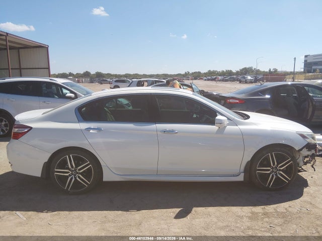Продажа на аукционе авто 2017 Honda Accord Touring V6, vin: 1HGCR3F95HA002571, номер лота: 46102946