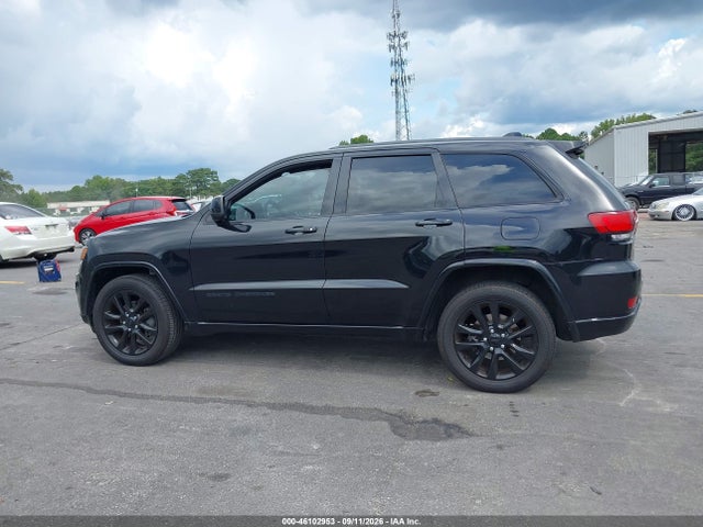 Aukcja sprzedaży 2017 Jeep Grand Cherokee Altitude 4x2, vin: 1C4RJEAG4HC813266, numer aukcji: 46102953