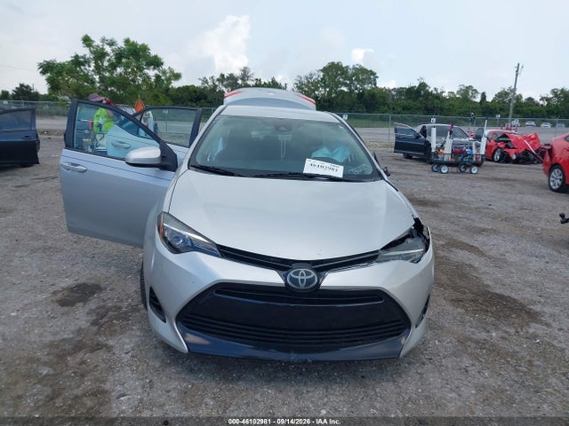 Продажа на аукционе авто 2017 Toyota Corolla Le, vin: 5YFBURHE2HP736229, номер лота: 46102981