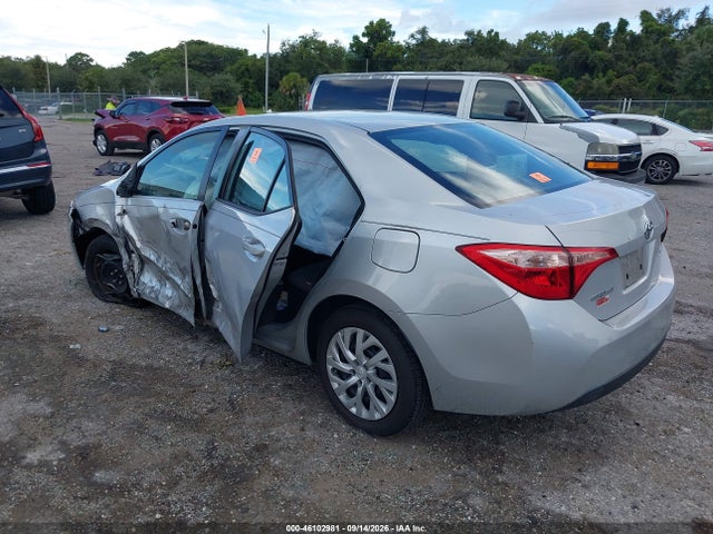 Продажа на аукционе авто 2017 Toyota Corolla Le, vin: 5YFBURHE2HP736229, номер лота: 46102981