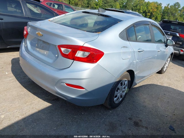 Chevrolet Cruze Ls Auto 2017 3G1BC5SM8HS553375 Image 4