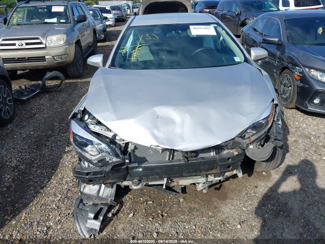 Продажа на аукционе авто 2015 Toyota Corolla Le, vin: 2T1BURHE8FC303768, номер лота: 46103005