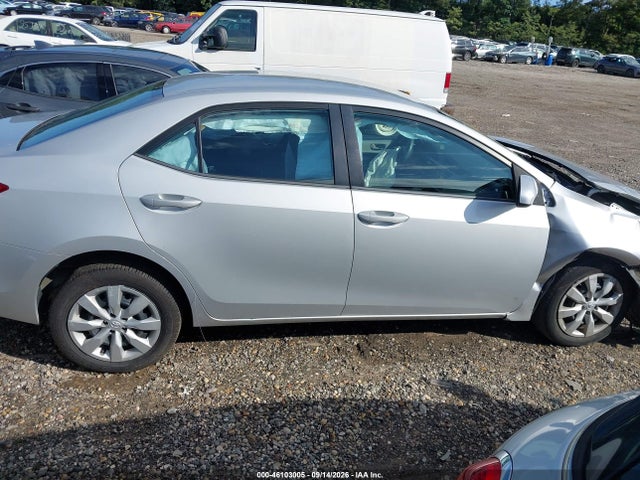 Продажа на аукционе авто 2015 Toyota Corolla Le, vin: 2T1BURHE8FC303768, номер лота: 46103005