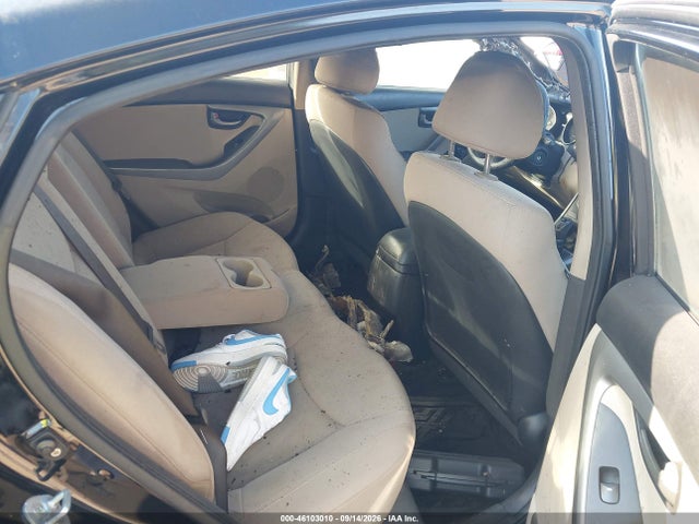 Продажа на аукционе авто 2015 Hyundai Elantra Se, vin: KMHDH4AE5FU328801, номер лота: 46103010