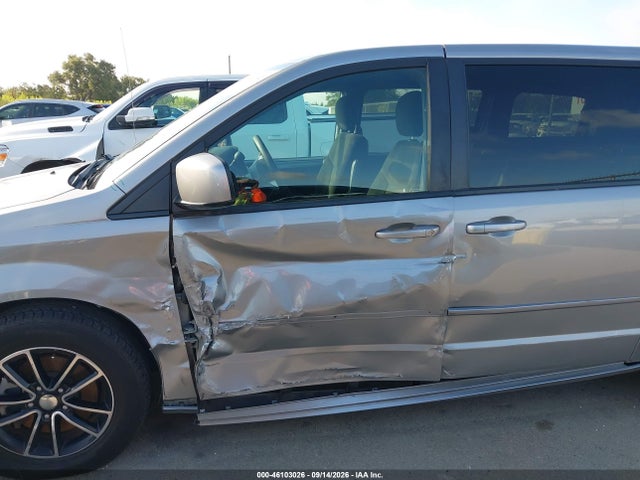 Продаж на аукціоні авто 2015 Dodge Grand Caravan Sxt, vin: 2C4RDGCG0FR623484, номер лоту: 46103026