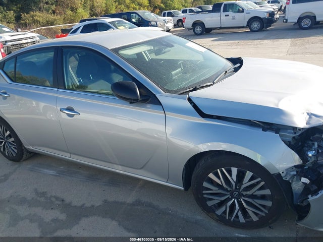 1N4BL4DV1SN370107 Nissan Altima Sv Fwd