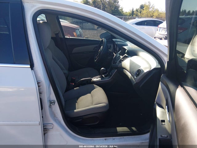 46103064 :رقم المزاد ، 1G1PE5SB8G7155255 vin ، 2016 Chevrolet Cruze Limited 1lt Auto مزاد بيع