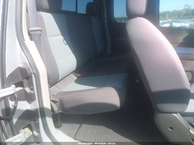 2004 Nissan Titan Se მანქანა იყიდება აუქციონზე, vin: 1N6AA06A44N512870, აუქციონის ნომერი: 46103068