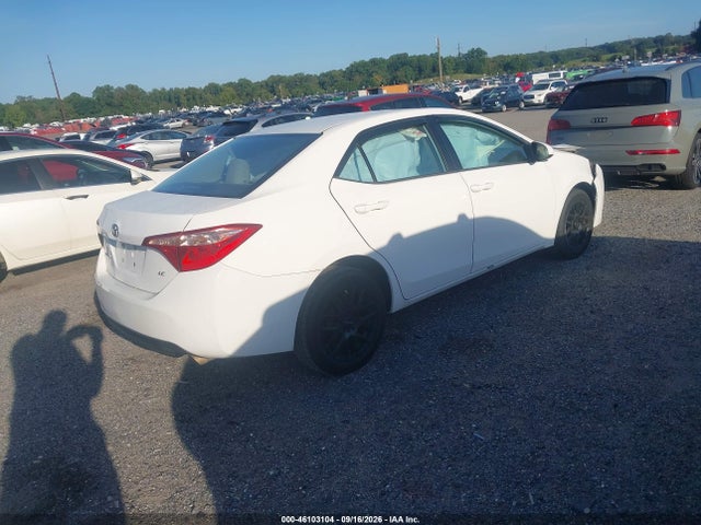 2017 Toyota Corolla Le მანქანა იყიდება აუქციონზე, vin: 5YFBURHE8HP570461, აუქციონის ნომერი: 46103104