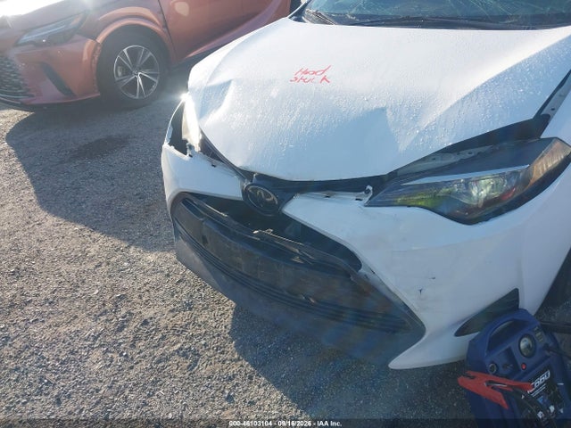 2017 Toyota Corolla Le მანქანა იყიდება აუქციონზე, vin: 5YFBURHE8HP570461, აუქციონის ნომერი: 46103104