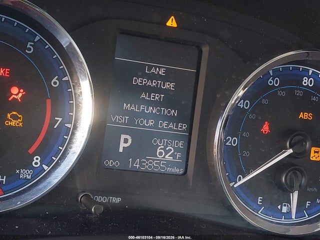 2017 Toyota Corolla Le მანქანა იყიდება აუქციონზე, vin: 5YFBURHE8HP570461, აუქციონის ნომერი: 46103104