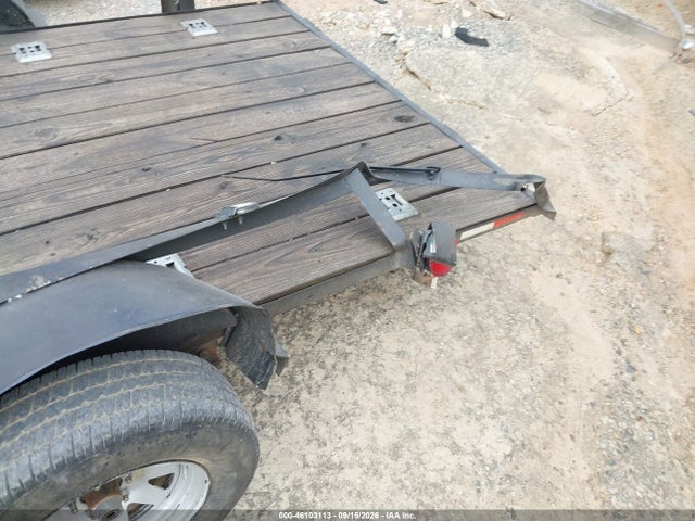 2022 Top Tier Trailers Utility Trailer მანქანა იყიდება აუქციონზე, vin: 4T9BU1215NG379433, აუქციონის ნომერი: 46103113