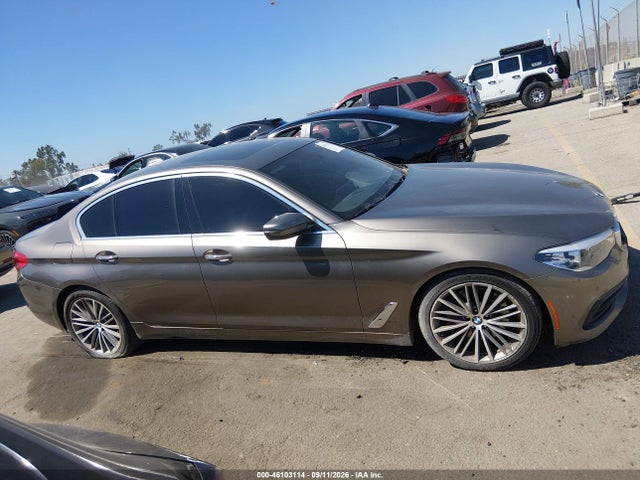 BMW 530I 2018 WBAJA5C53JWA39914 Image 13