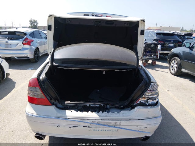 46103137 :رقم المزاد ، WDBUF72X78B241152 vin ، 2008 Mercedes-benz E 550 مزاد بيع