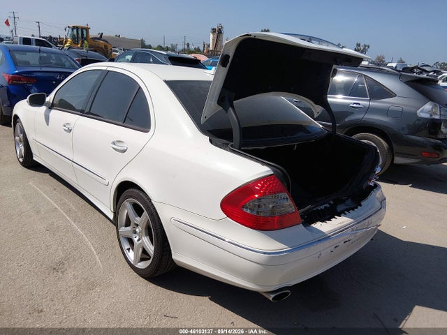 46103137 :رقم المزاد ، WDBUF72X78B241152 vin ، 2008 Mercedes-benz E 550 مزاد بيع