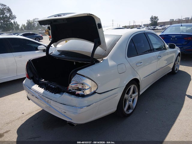 46103137 :رقم المزاد ، WDBUF72X78B241152 vin ، 2008 Mercedes-benz E 550 مزاد بيع