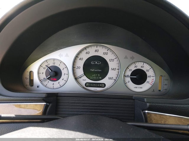 46103137 :رقم المزاد ، WDBUF72X78B241152 vin ، 2008 Mercedes-benz E 550 مزاد بيع