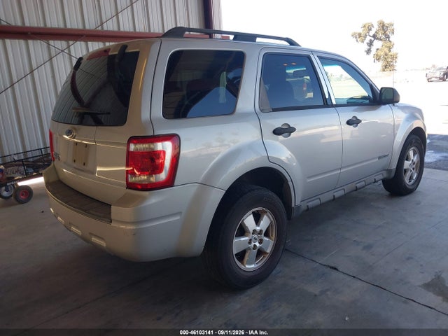 46103141 :رقم المزاد ، 1FMCU03118KA26947 vin ، 2008 Ford Escape Xlt مزاد بيع