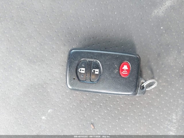 2015 Toyota Prius Two მანქანა იყიდება აუქციონზე, vin: JTDKN3DUXF0483322, აუქციონის ნომერი: 46103182