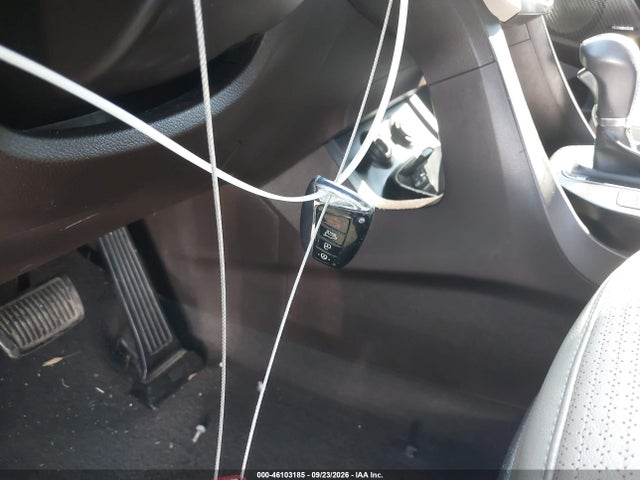 2013 Hyundai Santa Fe Sport მანქანა იყიდება აუქციონზე, vin: 5XYZU3LB3DG099066, აუქციონის ნომერი: 46103185