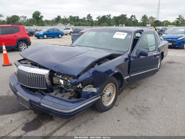 Продажа на аукционе авто 1995 Lincoln Town Car Signature/spinnaker, vin: 1LNLM82W1SY635035, номер лота: 46103202